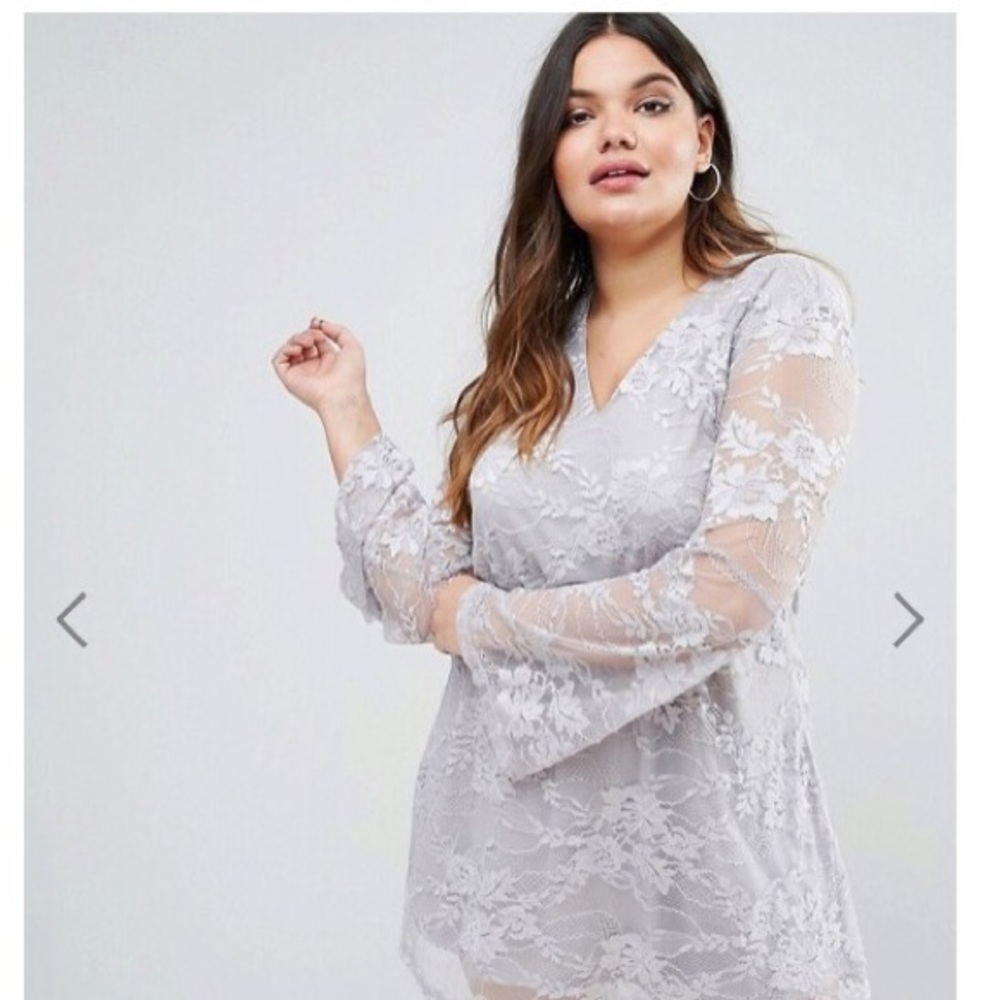 AX Paris Dress W/ Flute Sleeves